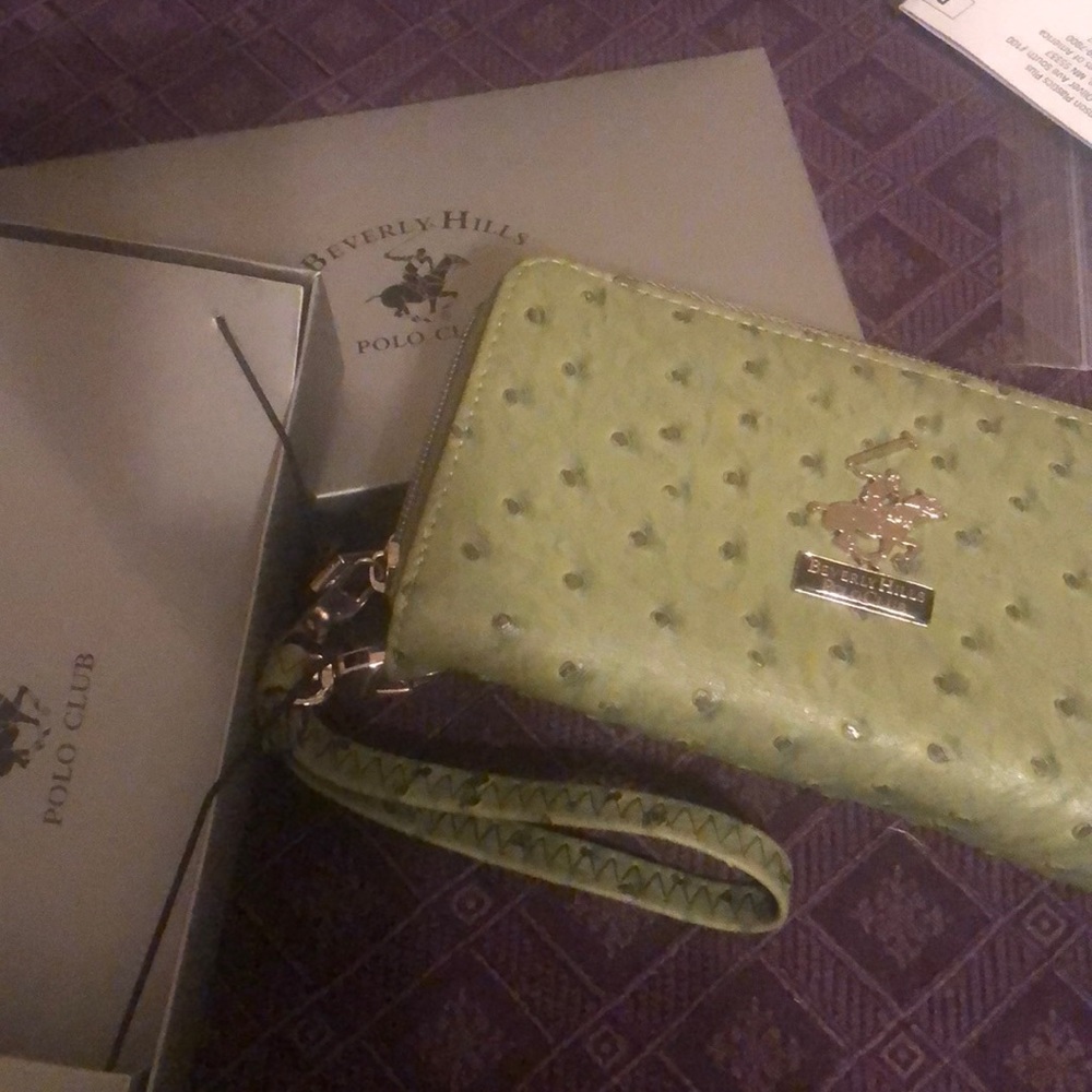 Wallet - Picture 2 of 5